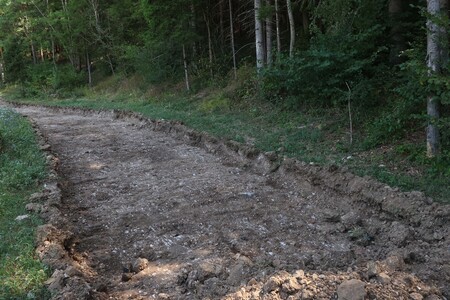 PRIPRAVA CESTE ZA ASFALTIRANJE 02 FOTO LJUBO VUKELIČ